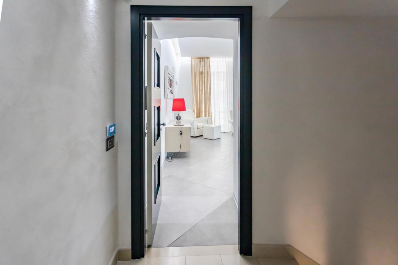 Maison Bleu Luxury Suite Sul Porto Di Trani Eksteriør bilde