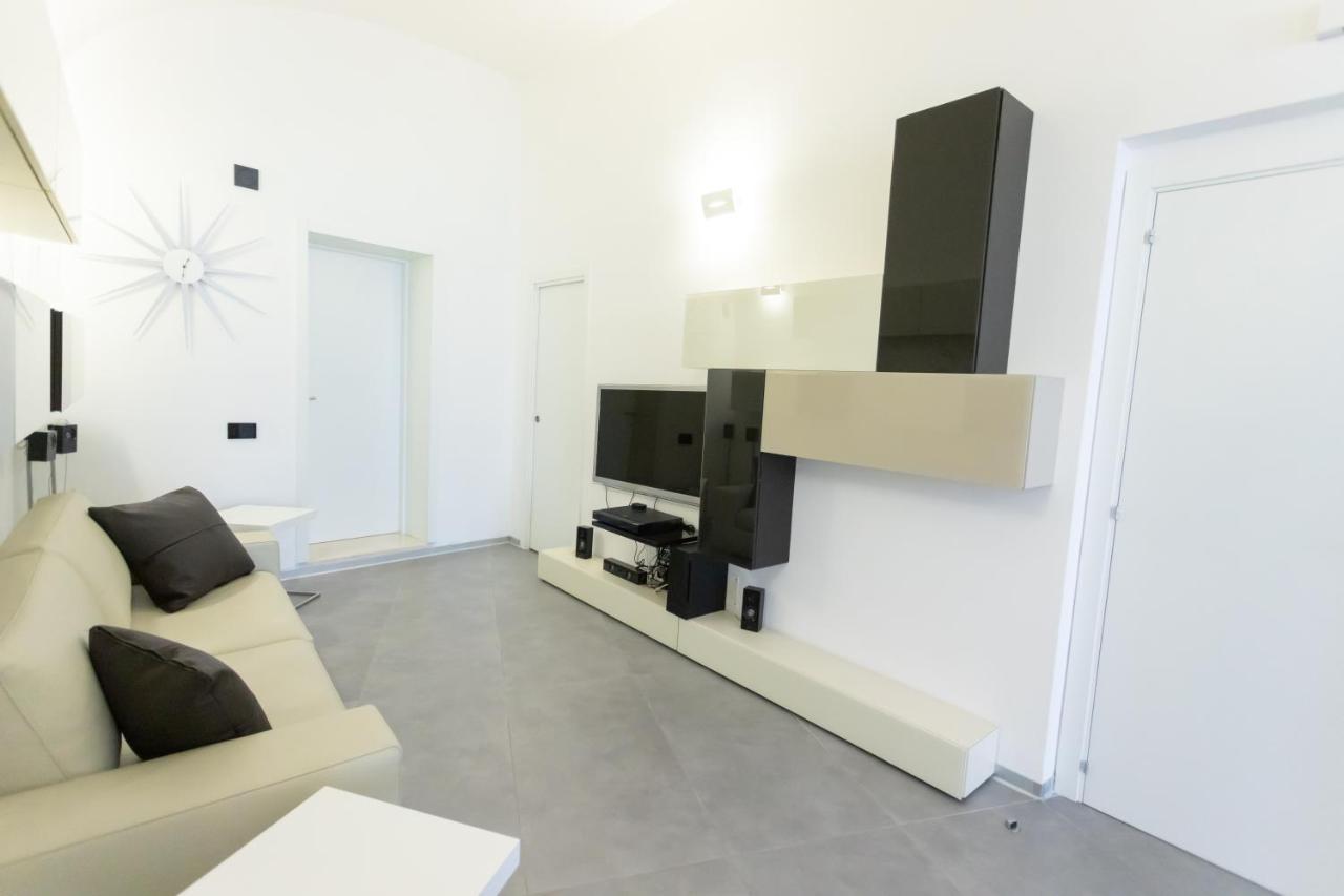 Maison Bleu Luxury Suite Sul Porto Di Trani Eksteriør bilde